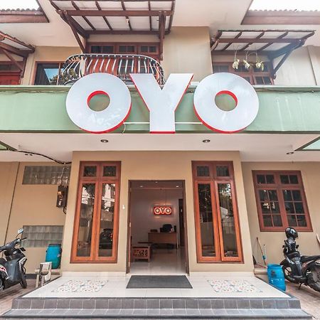 Oyo 1990塞蒂亚布迪科斯特库宁安行政住宿旅馆 雅加达 外观 照片