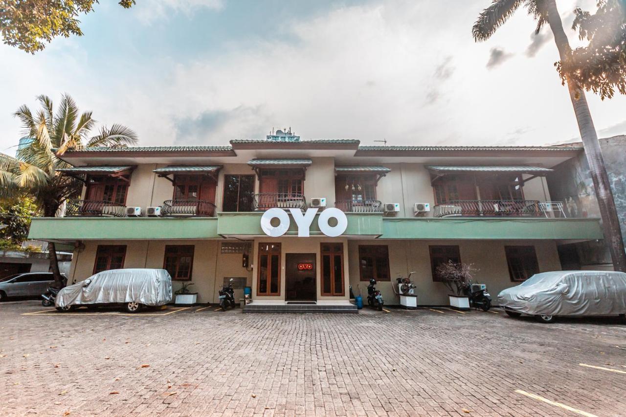 Oyo 1990塞蒂亚布迪科斯特库宁安行政住宿旅馆 雅加达 外观 照片
