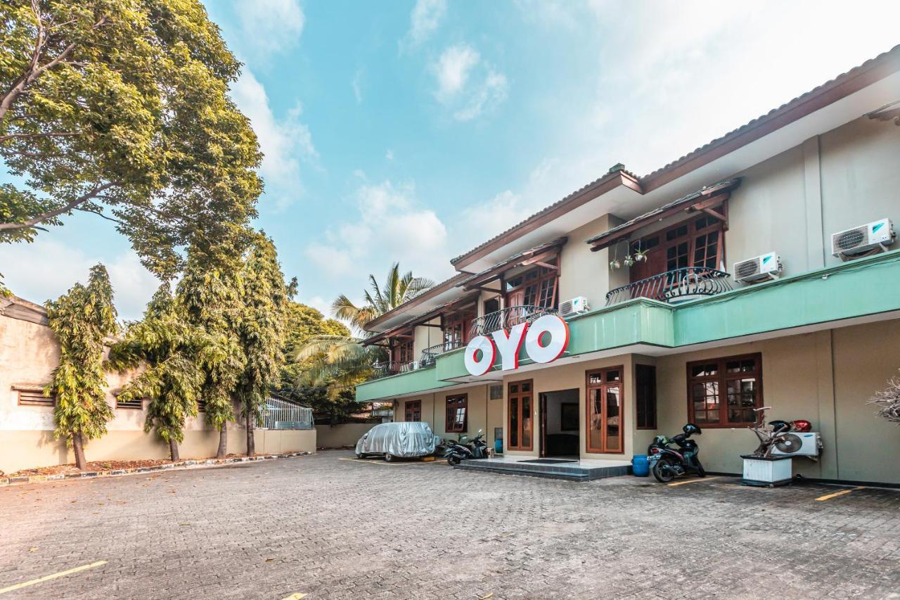 Oyo 1990塞蒂亚布迪科斯特库宁安行政住宿旅馆 雅加达 外观 照片