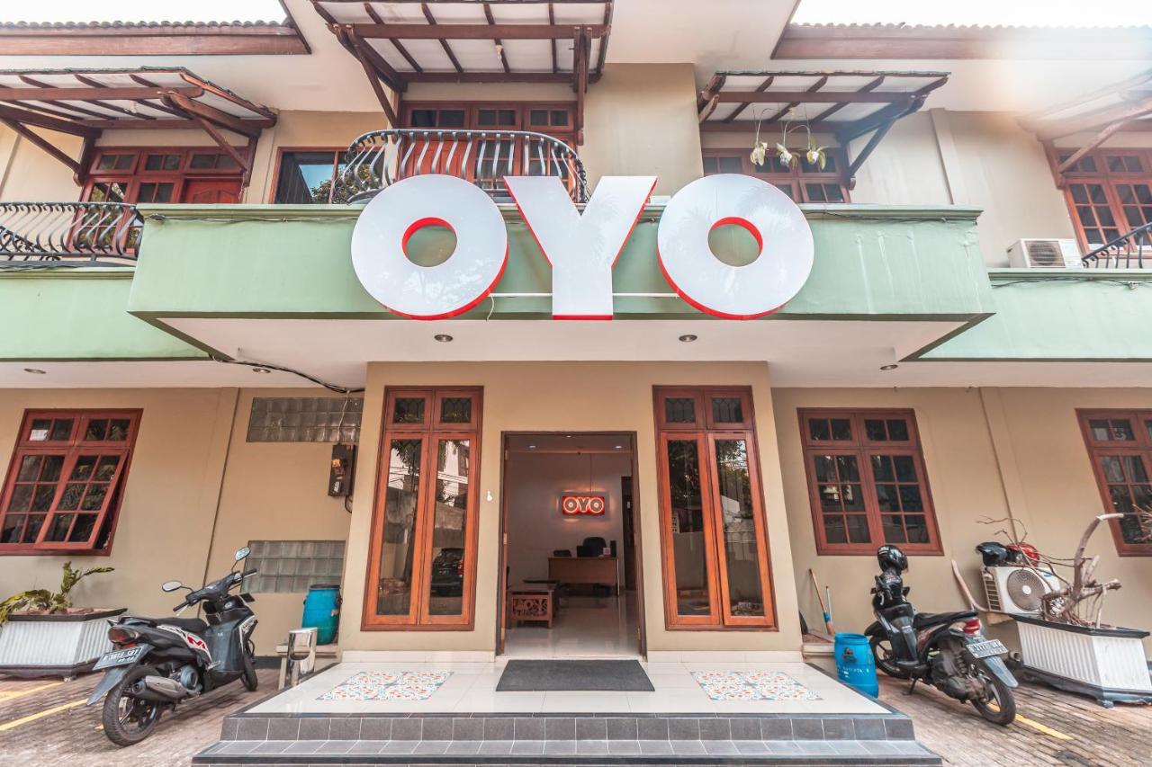 Oyo 1990塞蒂亚布迪科斯特库宁安行政住宿旅馆 雅加达 外观 照片